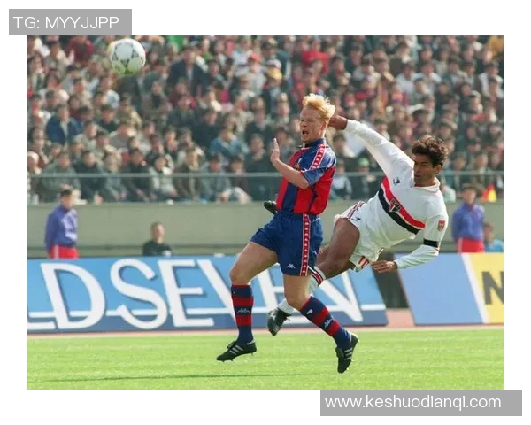 冈山绿雉与赞岐斧玉海的激烈对决展现足球魅力与团队精神